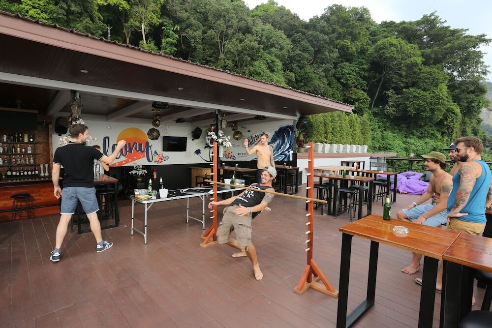 Balcony Party Hostel - 18-40 (Adults Only) Ao Nang Exterior foto